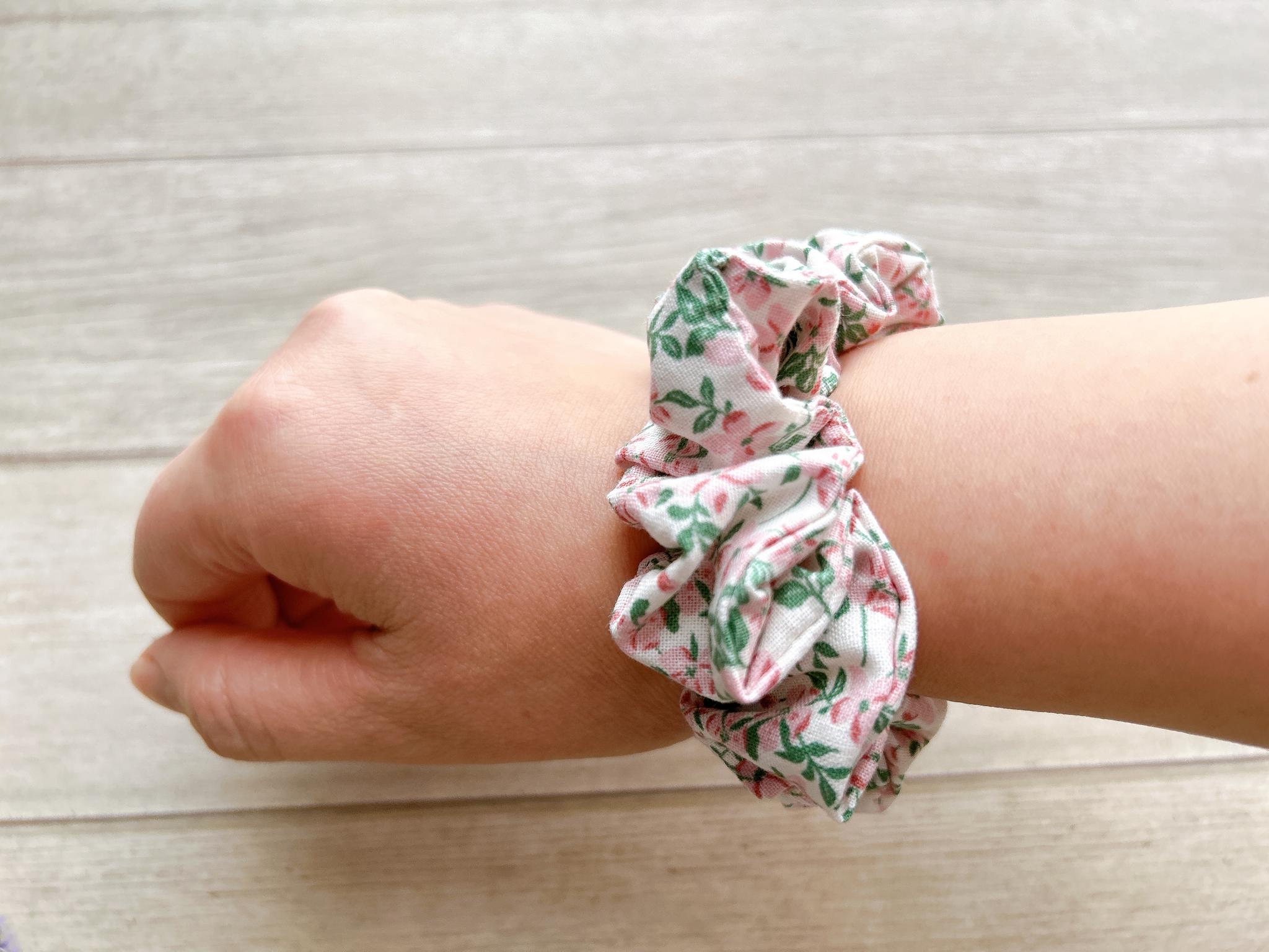 送料無料　シュシュ♡ （ピンク 小花柄） | 2枚目