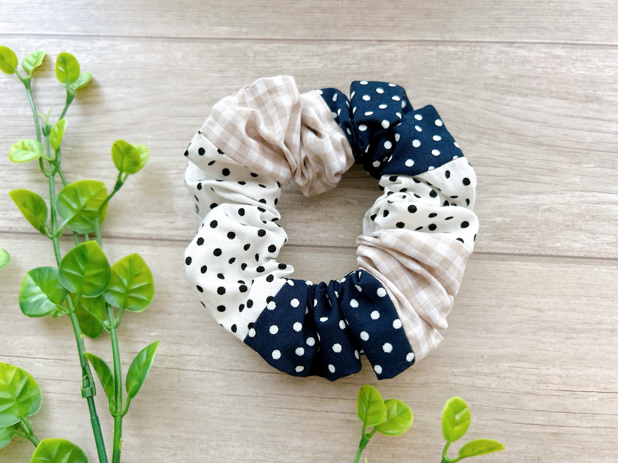 送料無料　シュシュ♡ （白系）